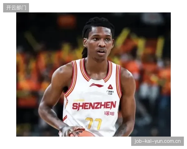 深圳男篮预计将续约超级外援史密斯，其得分爆发力是球队战绩飞跃的关键。